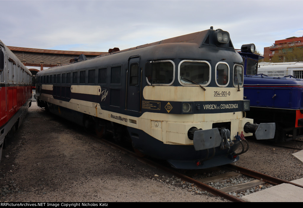 RENFE 354-001